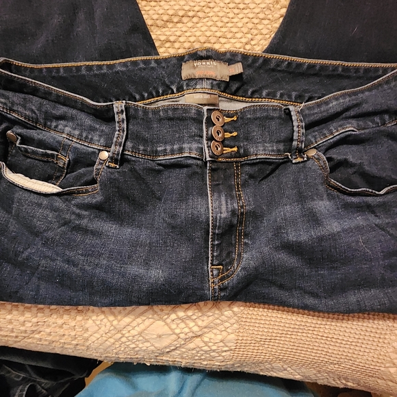 Torrid crop jeggings size 22 - Picture 4 of 4
